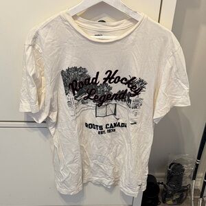 Roots White Graphic Tee - Road Hockey Legend